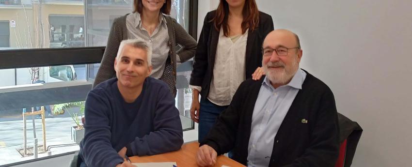 D’esquerra a dreta, en la part inferior, Albert Carbonell (president d’ECOM) i Ramon Nicolau (president de la FCVS); i en la part superior, Eulàlia Mas (gerent de la FCVS) i Marta Obdulia (gerent d’ECOM).
