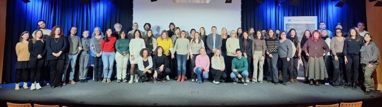 Foto de grup en l'acte de renovació del programa INCORPORA Tarragona 2026